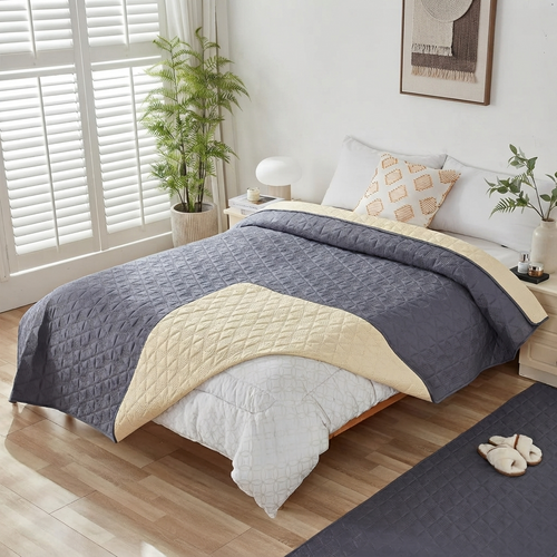 Copridivano per Cani Impermeabile, Coperta Impermeabile per Cani, Protezione per Mobili per Bambini, Bambini, Cane, Gatto, Fondo Antiscivolo (Grigio, 132-208Cm(1 Pack))
